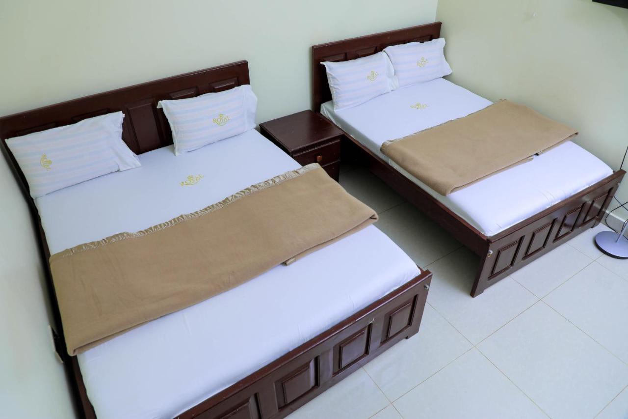 Royal Park Hotel Jinja Buitenkant foto